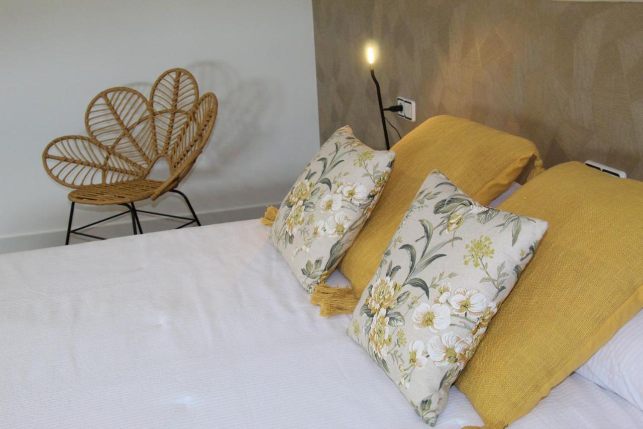 Galihost - Casa Esclavi Villa กัมบาโดส ภายนอก รูปภาพ