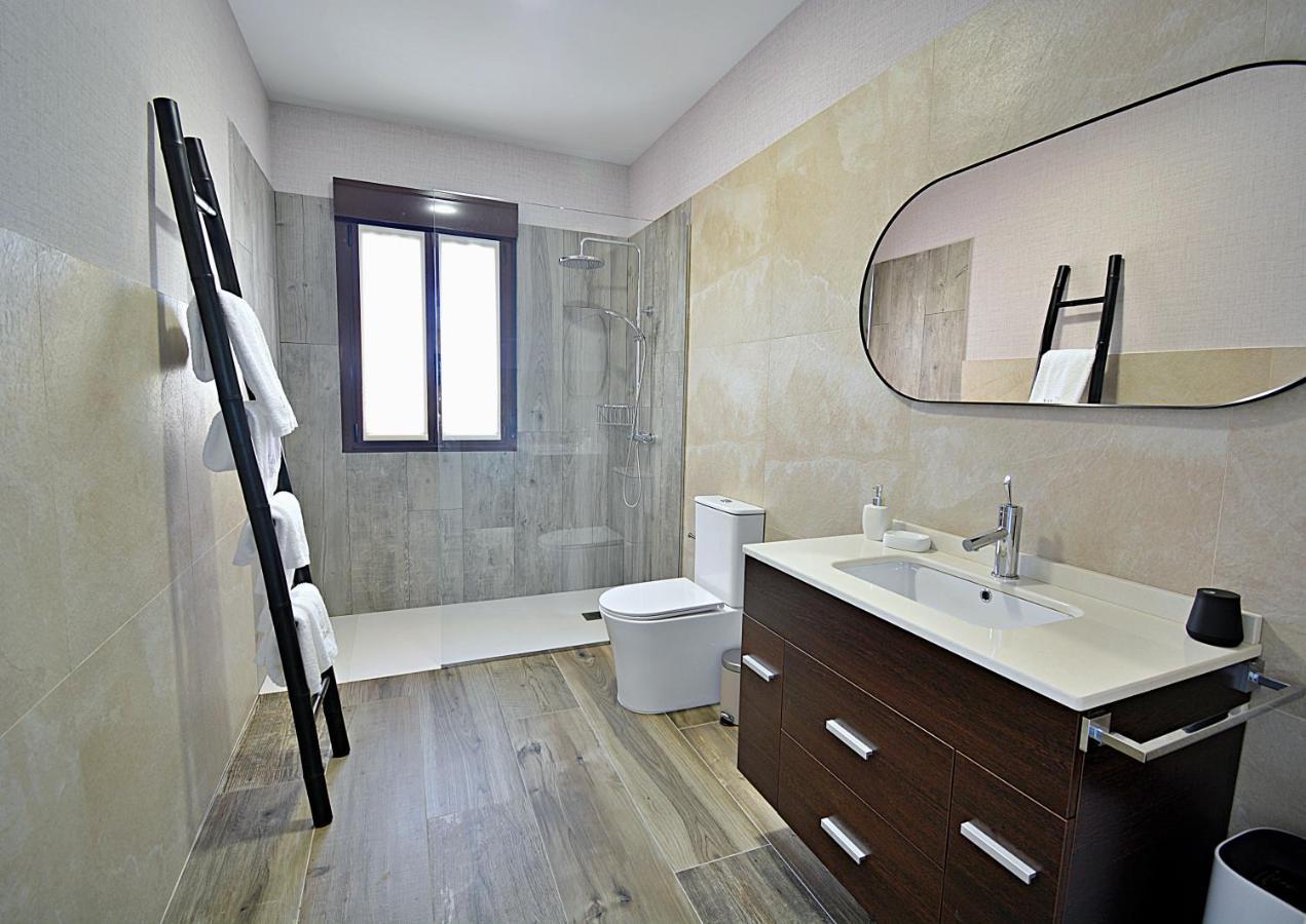 Galihost - Casa Esclavi Villa กัมบาโดส ภายนอก รูปภาพ